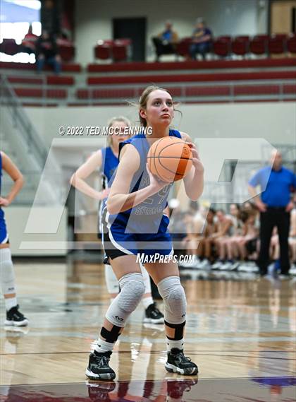 Thumbnail 1 in Kingston vs. Mammoth Spring (AAA 1A Semi-Final) photogallery.