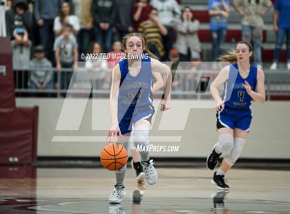 Thumbnail 3 in Kingston vs. Mammoth Spring (AAA 1A Semi-Final) photogallery.
