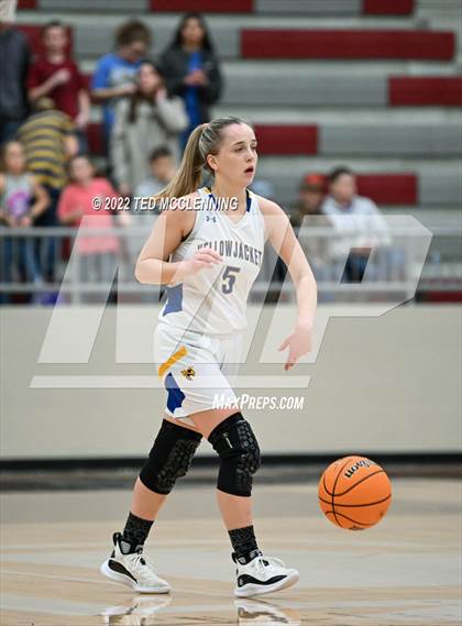 Thumbnail 1 in Kingston vs. Mammoth Spring (AAA 1A Semi-Final) photogallery.