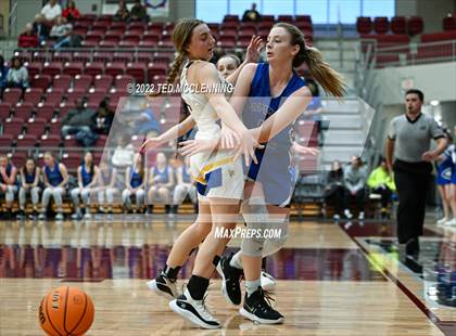 Thumbnail 2 in Kingston vs. Mammoth Spring (AAA 1A Semi-Final) photogallery.