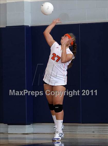 Thumbnail 2 in Poly @ Flintridge Prep photogallery.