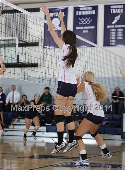Thumbnail 1 in Poly @ Flintridge Prep photogallery.