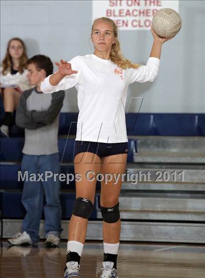 Thumbnail 1 in Poly @ Flintridge Prep photogallery.