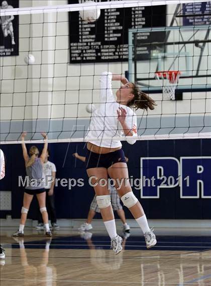 Thumbnail 2 in Poly @ Flintridge Prep photogallery.