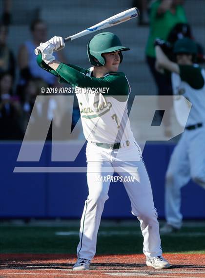 Thumbnail 2 in Lane Tech vs Niles West (IHSA 4A Regional Semifinal) photogallery.