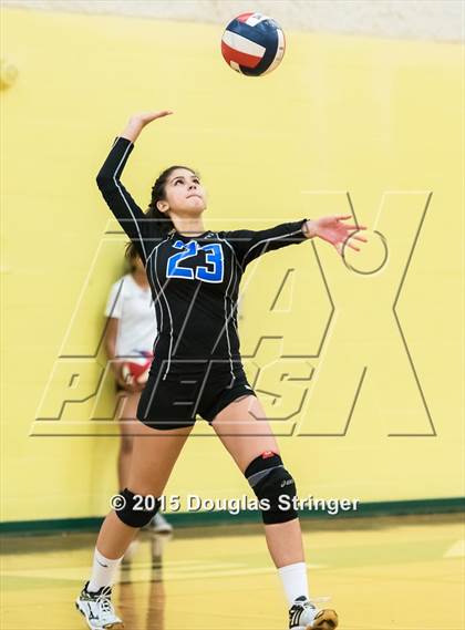 Thumbnail 2 in Encinal @ Moreau Catholic photogallery.