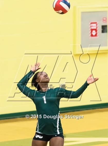 Thumbnail 3 in Encinal @ Moreau Catholic photogallery.