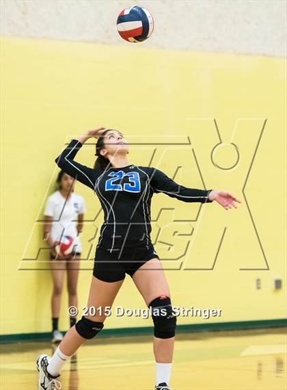 Thumbnail 3 in Encinal @ Moreau Catholic photogallery.