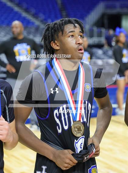 Thumbnail 1 in Ellison vs. Mansfield Summit (UIL 5A Basketball State Semifinal Medal Ceremony) photogallery.