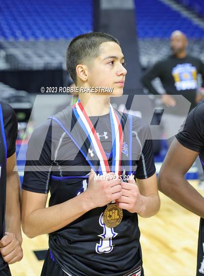 Thumbnail 2 in Ellison vs. Mansfield Summit (UIL 5A Basketball State Semifinal Medal Ceremony) photogallery.