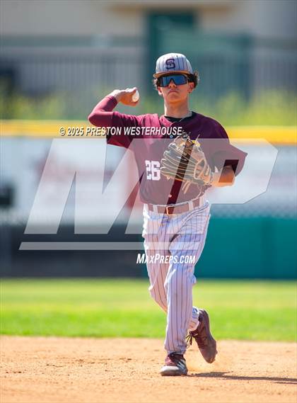 Thumbnail 1 in Simi Valley @ Moorpark photogallery.