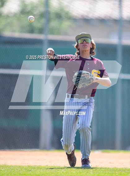 Thumbnail 3 in Simi Valley @ Moorpark photogallery.