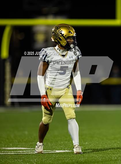 Thumbnail 1 in Lebanon vs Fort Wayne Bishop Dwenger (IHSAA 4A Regional Finals) photogallery.