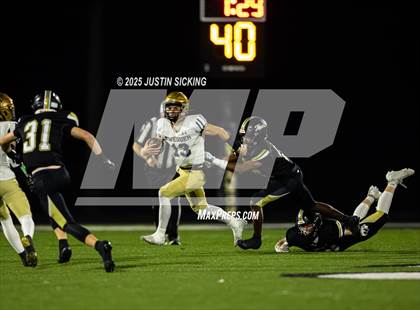 Thumbnail 2 in Lebanon vs Fort Wayne Bishop Dwenger (IHSAA 4A Regional Finals) photogallery.