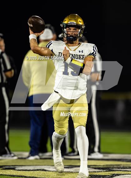 Thumbnail 2 in Lebanon vs Fort Wayne Bishop Dwenger (IHSAA 4A Regional Finals) photogallery.