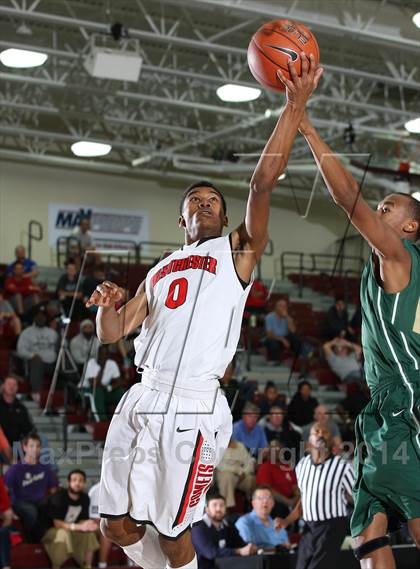 Thumbnail 3 in Long Beach Poly vs. Westchester (MaxPreps Holiday Classic) photogallery.