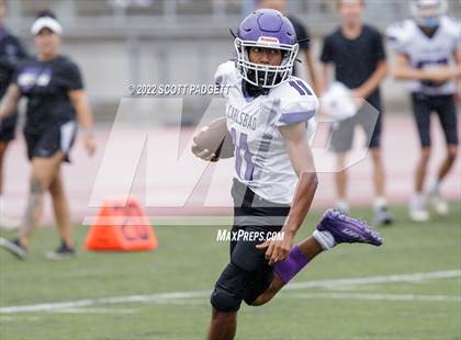 Thumbnail 1 in El Camino vs Carlsbad photogallery.