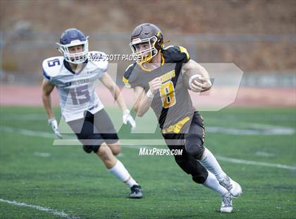 Thumbnail 3 in El Camino vs Carlsbad photogallery.