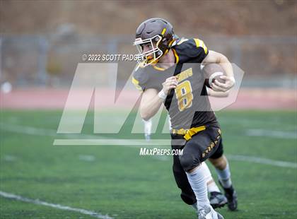 Thumbnail 3 in El Camino vs Carlsbad photogallery.