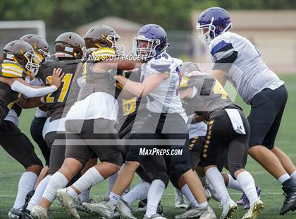 Thumbnail 1 in El Camino vs Carlsbad photogallery.