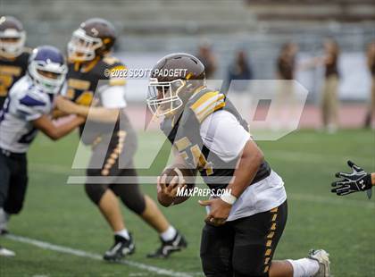 Thumbnail 2 in El Camino vs Carlsbad photogallery.