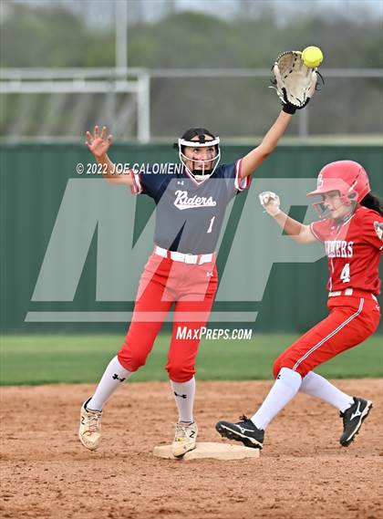 Thumbnail 1 in Lee vs SA Roosevelt photogallery.
