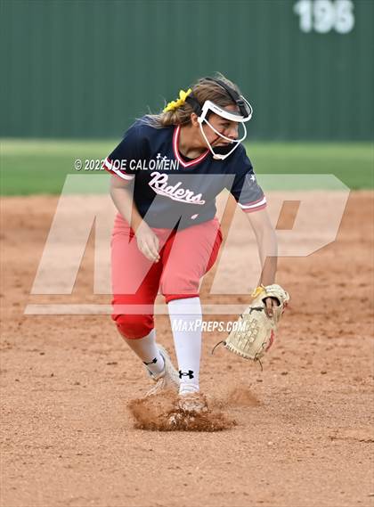 Thumbnail 3 in Lee vs SA Roosevelt photogallery.