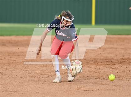 Thumbnail 2 in Lee vs SA Roosevelt photogallery.