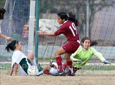 Thumbnail 1 in Van Nuys @ Canoga Park photogallery.