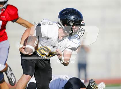 Thumbnail 2 in Foothill @ Yorba Linda photogallery.