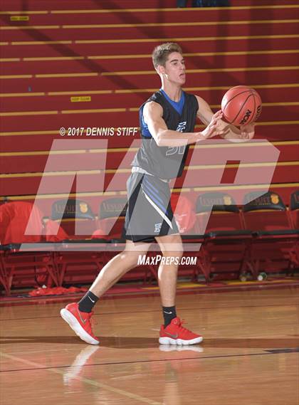 Thumbnail 2 in Immanuel vs. St. Joseph Notre Dame (FR Barry Christmas Classic) photogallery.