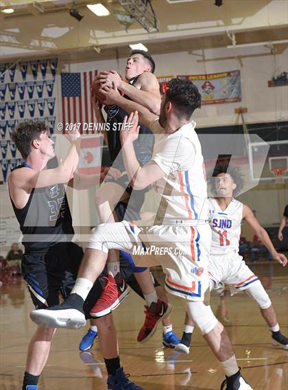 Thumbnail 1 in Immanuel vs. St. Joseph Notre Dame (FR Barry Christmas Classic) photogallery.