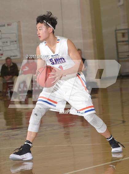 Thumbnail 1 in Immanuel vs. St. Joseph Notre Dame (FR Barry Christmas Classic) photogallery.