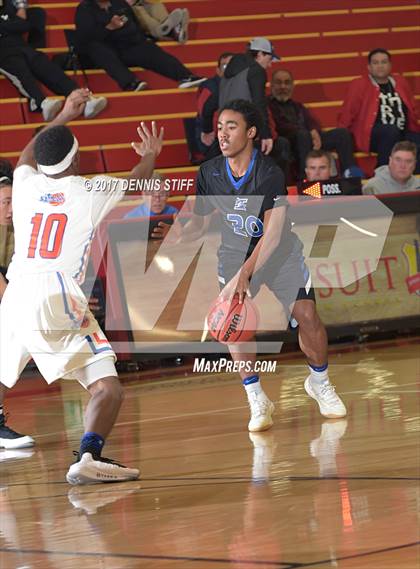 Thumbnail 1 in Immanuel vs. St. Joseph Notre Dame (FR Barry Christmas Classic) photogallery.