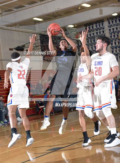 Thumbnail 2 in Immanuel vs. St. Joseph Notre Dame (FR Barry Christmas Classic) photogallery.