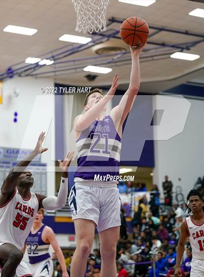 Thumbnail 2 in Perry Meridian vs. Southport (IHSAA 4A Sectional Semi-Final) photogallery.
