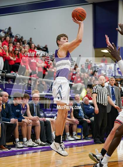 Thumbnail 3 in Perry Meridian vs. Southport (IHSAA 4A Sectional Semi-Final) photogallery.