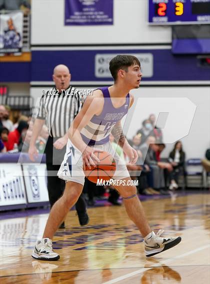 Thumbnail 3 in Perry Meridian vs. Southport (IHSAA 4A Sectional Semi-Final) photogallery.