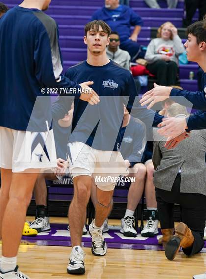 Thumbnail 1 in Perry Meridian vs. Southport (IHSAA 4A Sectional Semi-Final) photogallery.
