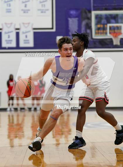 Thumbnail 1 in Perry Meridian vs. Southport (IHSAA 4A Sectional Semi-Final) photogallery.