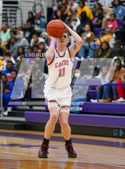 Thumbnail 1 in Perry Meridian vs. Southport (IHSAA 4A Sectional Semi-Final) photogallery.