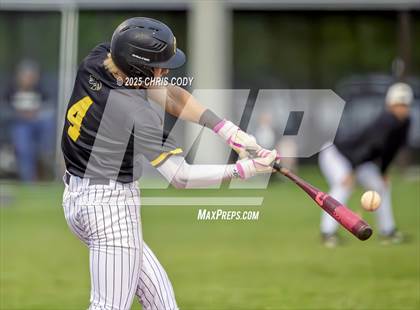 Thumbnail 1 in Liberty vs. Washington (UIL Baseball 4A D2 Bi-District) photogallery.