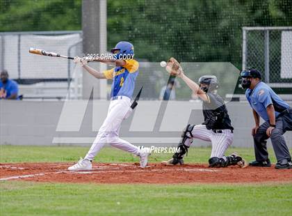 Thumbnail 1 in Liberty vs. Washington (UIL Baseball 4A D2 Bi-District) photogallery.