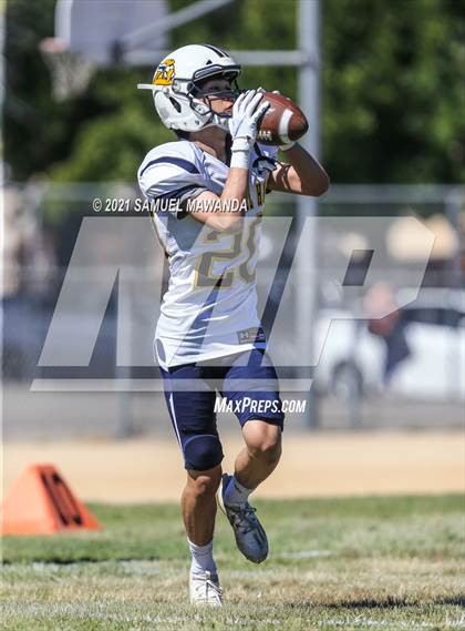 Thumbnail 3 in Campbell Hall @ Arleta photogallery.