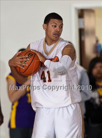Thumbnail 1 in Mt. Carmel Academy vs. Chinquapin (Living Stones Tournament) photogallery.