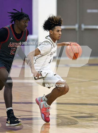 Thumbnail 2 in Johnson vs. Weiss (CTX Showcase) photogallery.