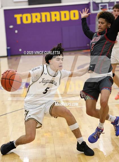 Thumbnail 1 in Johnson vs. Weiss (CTX Showcase) photogallery.