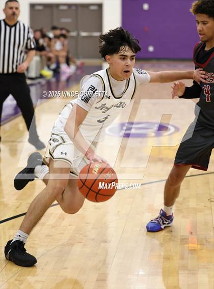 Thumbnail 3 in Johnson vs. Weiss (CTX Showcase) photogallery.