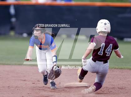 Thumbnail 2 in Thorsby vs Chilton County (Chilton County Tournament) photogallery.