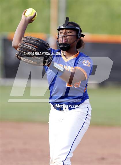 Thumbnail 2 in Thorsby vs Chilton County (Chilton County Tournament) photogallery.
